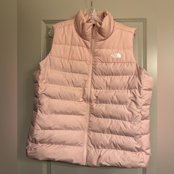 The North Face Light Pink Quilted Vest - Picture 1 of 3